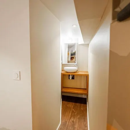 Atypical Duplex Downtown! Apartment Bordeaux