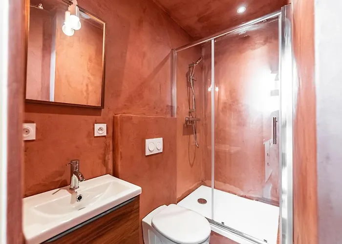 Atypical Duplex Downtown! Bordeaux